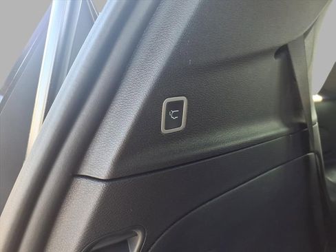 New 2026 Chrysler Pacifica Limited w/ S Appearance Package image 6