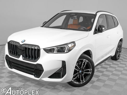 Used 2023 BMW X1 xDrive28i w/ M Sport Package AWD/4WD image 1