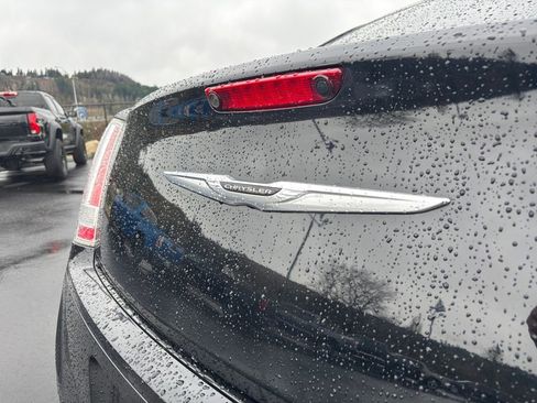 Used 2013 Chrysler 300 S image 32