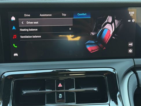 Used 2025 Porsche Panamera w/ Premium Package RWD image 31