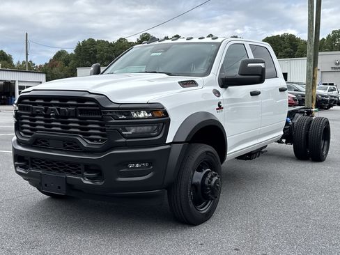 New 2026 RAM 4500 Tradesman image 3