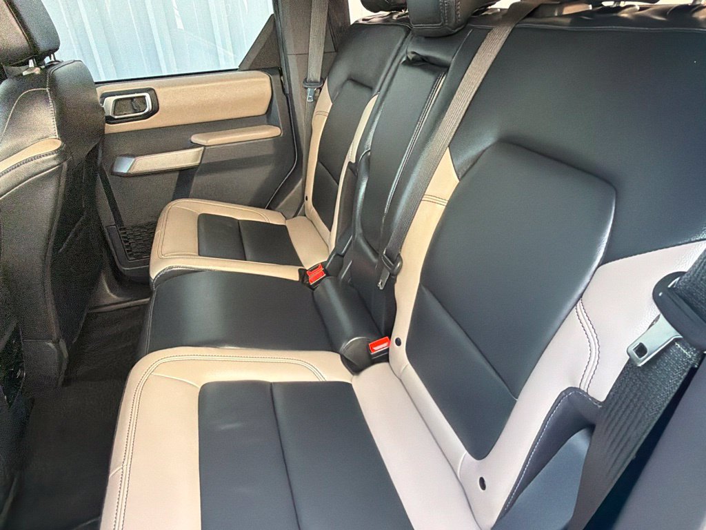 Used 2023 Ford Bronco 4-Door AWD/4WD image 10