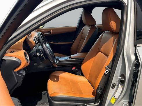 Used 2022 Lexus IS 300 w/ Premium Package RWD image 8