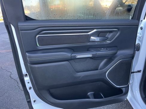 Used 2024 RAM 1500 Laramie image 11