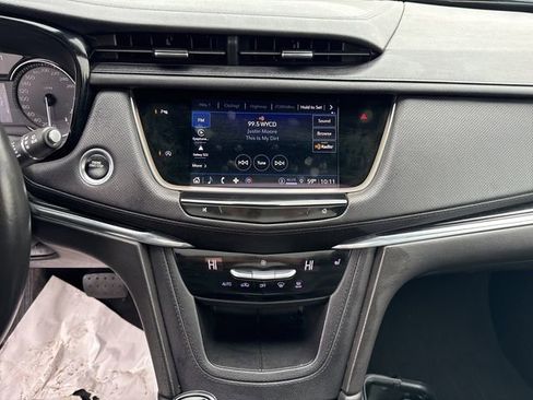 Certified 2022 Cadillac XT5 Premium Luxury image 21