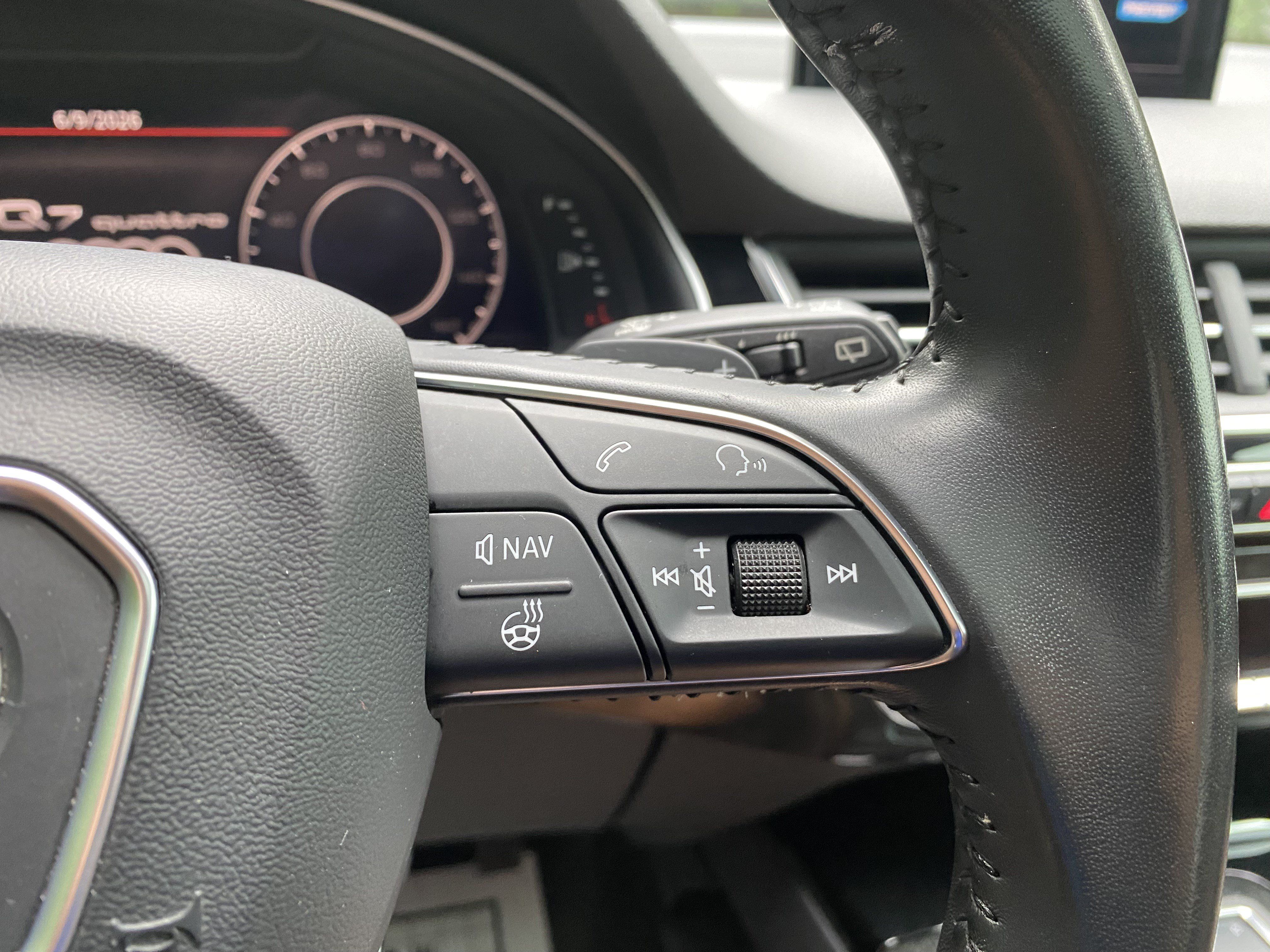 Used 2018 Audi Q7 3.0T Prestige AWD/4WD image 19