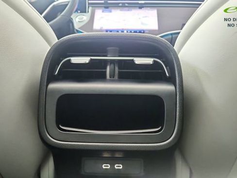 Used 2024 Mercedes-Benz E 350 4MATIC Sedan w/ Multicontour Seating Package image 53