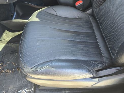 Used 2023 Mercedes-Benz EQS 580 4MATIC SUV image 34