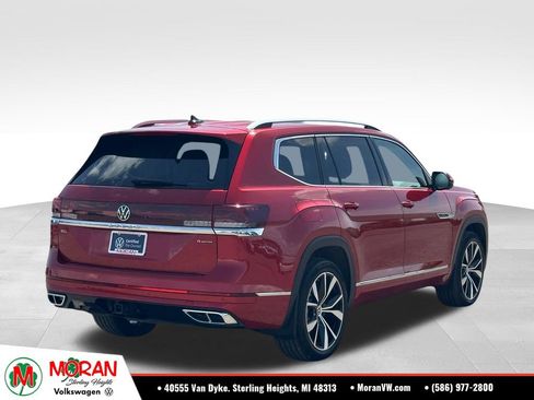 Used 2024 Volkswagen Atlas SEL Premium R-Line AWD/4WD image 4
