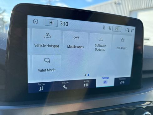 Certified 2025 Ford Escape Active image 33