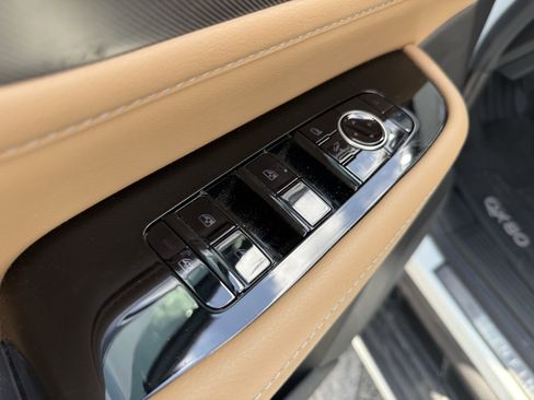 Certified 2025 INFINITI QX80 Luxe image 10