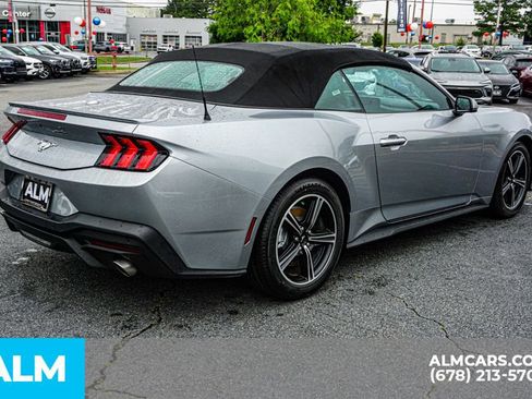 Used 2025 Ford Mustang Premium RWD image 6
