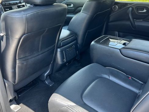Used 2024 INFINITI QX80 Luxe RWD image 11