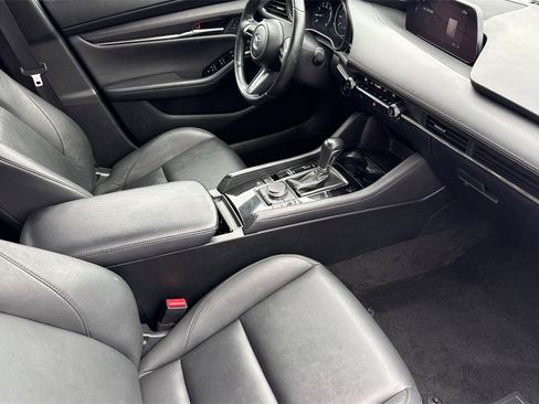 Used 2024 MAZDA MAZDA3 s image 21