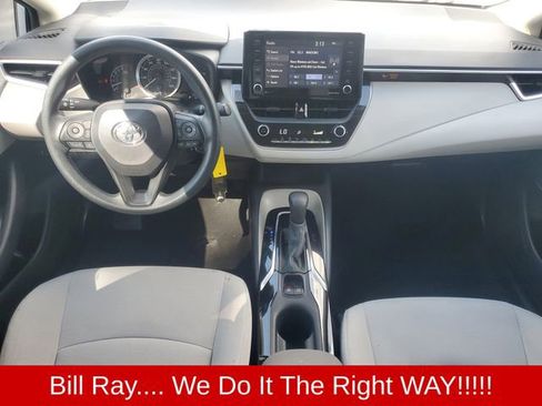 Used 2022 Toyota Corolla LE image 10