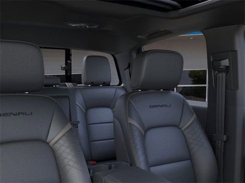 New 2026 GMC Canyon Denali image 24