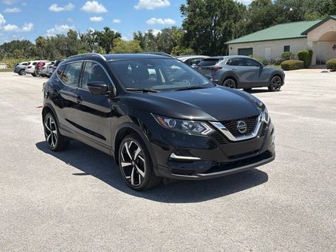 Used 2022 Nissan Rogue Sport SL FWD image 7