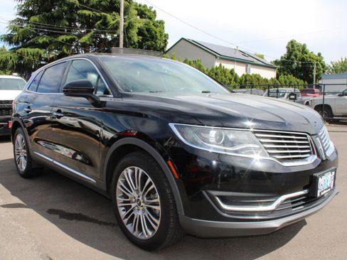 Used 2018 Lincoln MKX Reserve AWD/4WD image 7