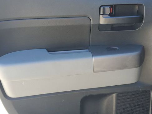 Used 2012 Toyota Tundra 2WD Double Cab image 39