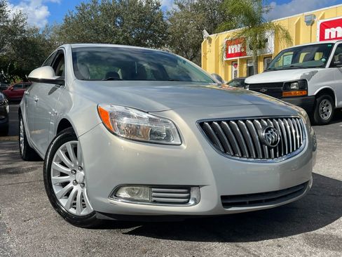 Used 2011 Buick Regal CXL image 1