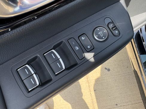 Certified 2026 Honda CR-V EX-L image 12