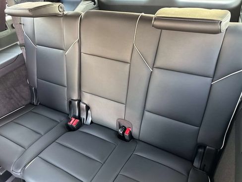 New 2026 Cadillac Escalade ESV Luxury w/ LPO, Floor Liner Package AWD/4WD image 12