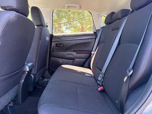 Used 2015 Mitsubishi Outlander Sport ES FWD image 19