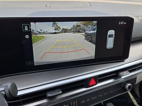 Certified 2025 Kia Sorento EX AWD/4WD image 19