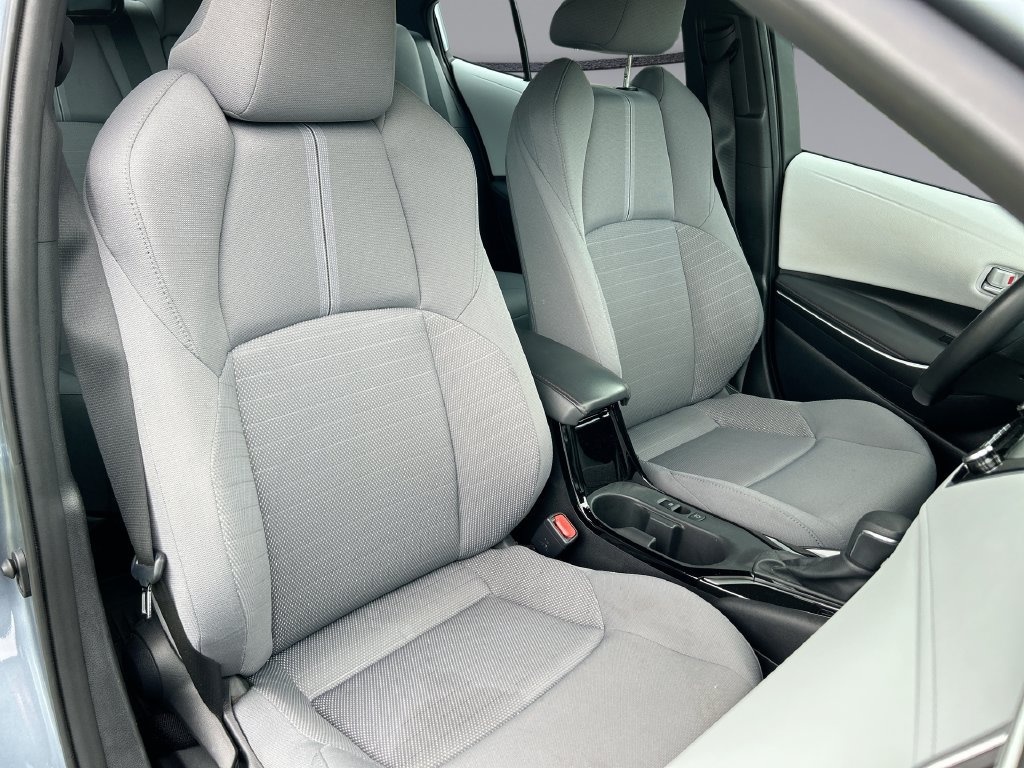 Used 2025 Toyota Corolla SE FWD image 29