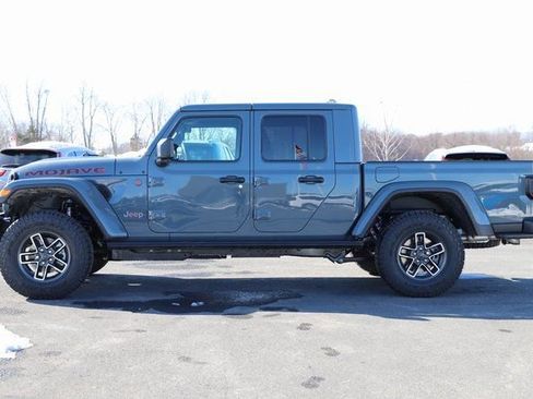 New 2026 Jeep Gladiator Mojave w/ Steel Bumper Group AWD/4WD image 3