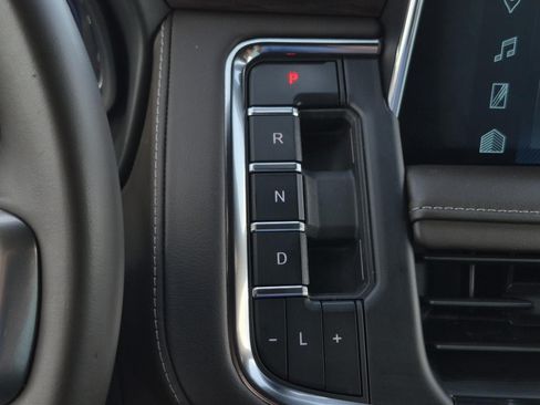 Certified 2024 Chevrolet Tahoe LT RWD image 26