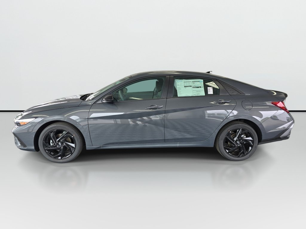 New 2026 Hyundai Elantra Sport FWD image 6