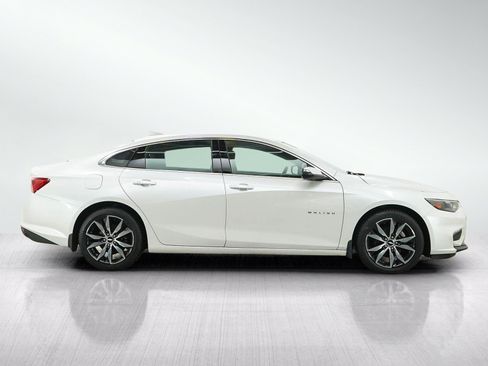 Used 2016 Chevrolet Malibu LT FWD image 6