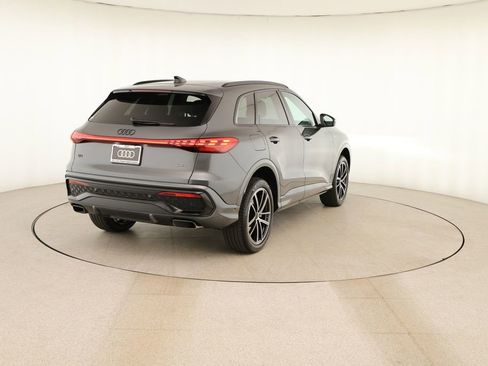 New 2026 Audi Q5 Premium Plus image 6