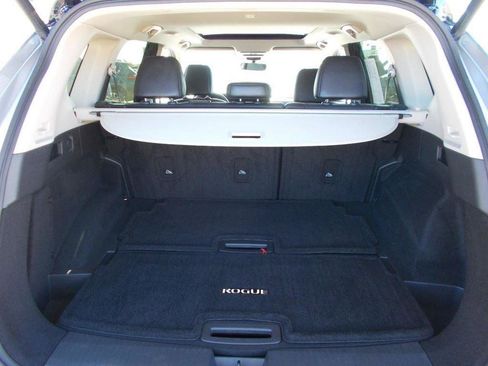 Used 2023 Nissan Rogue Platinum w/ Platinum Premium Package image 10