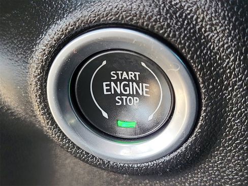 Certified 2022 Chevrolet Silverado 1500 RST image 25