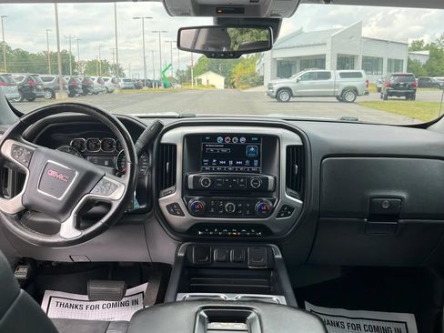 Used 2018 GMC Sierra 1500 SLT AWD/4WD image 32