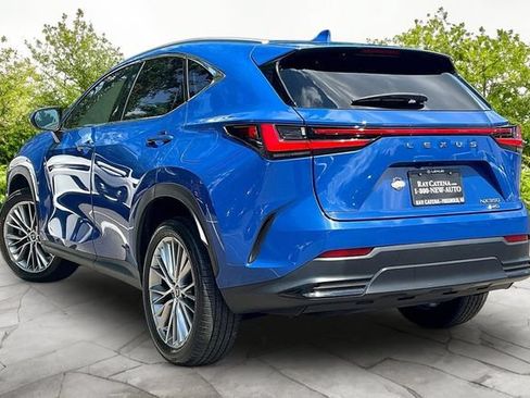 Used 2025 Lexus NX 350 AWD w/ Premium Package image 4