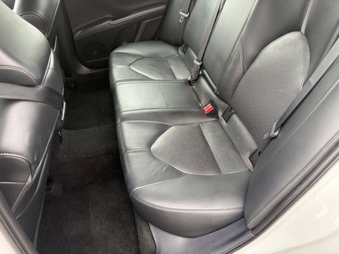 Used 2023 Toyota Camry XLE FWD image 9