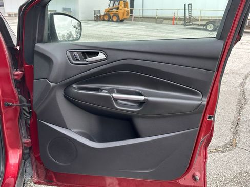 Used 2014 Ford Escape SE w/ SE Chrome Package image 23