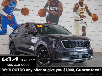 Used 2025 Kia Sorento S w/ Panoramic Sunroof Package