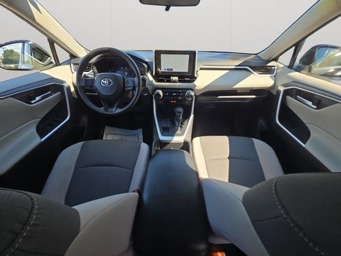 Certified 2025 Toyota RAV4 XLE w/ Convenience Package AWD/4WD image 17