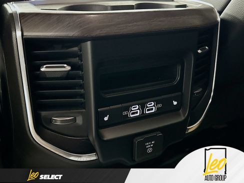 Used 2025 RAM 3500 Laramie AWD/4WD image 30