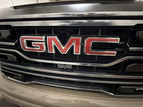 Used 2022 GMC Sierra 1500 AT4 w/ AT4 Premium Package image 65