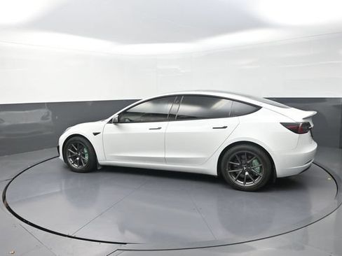 Used 2022 Tesla Model 3 Long Range AWD/4WD image 45