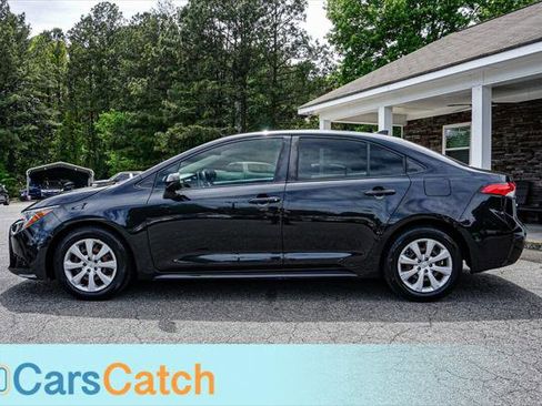 Used 2020 Toyota Corolla LE image 8