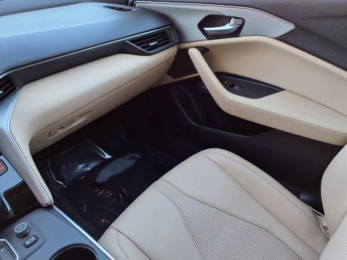 Certified 2022 Acura TLX w/ Technology Package image 10