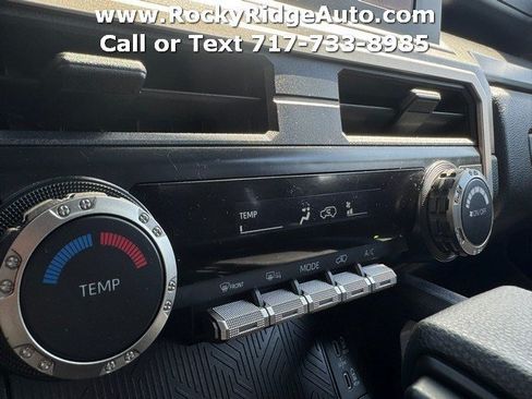 Used 2025 Toyota 4Runner SR5 AWD/4WD image 14