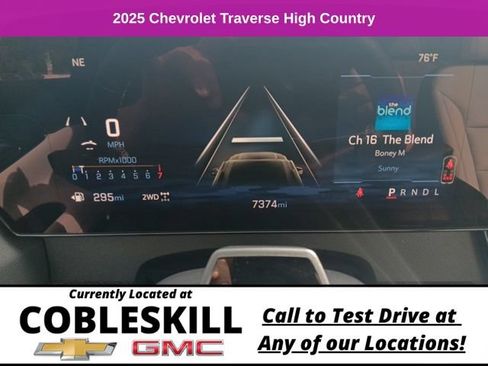 Used 2025 Chevrolet Traverse High Country AWD/4WD image 22