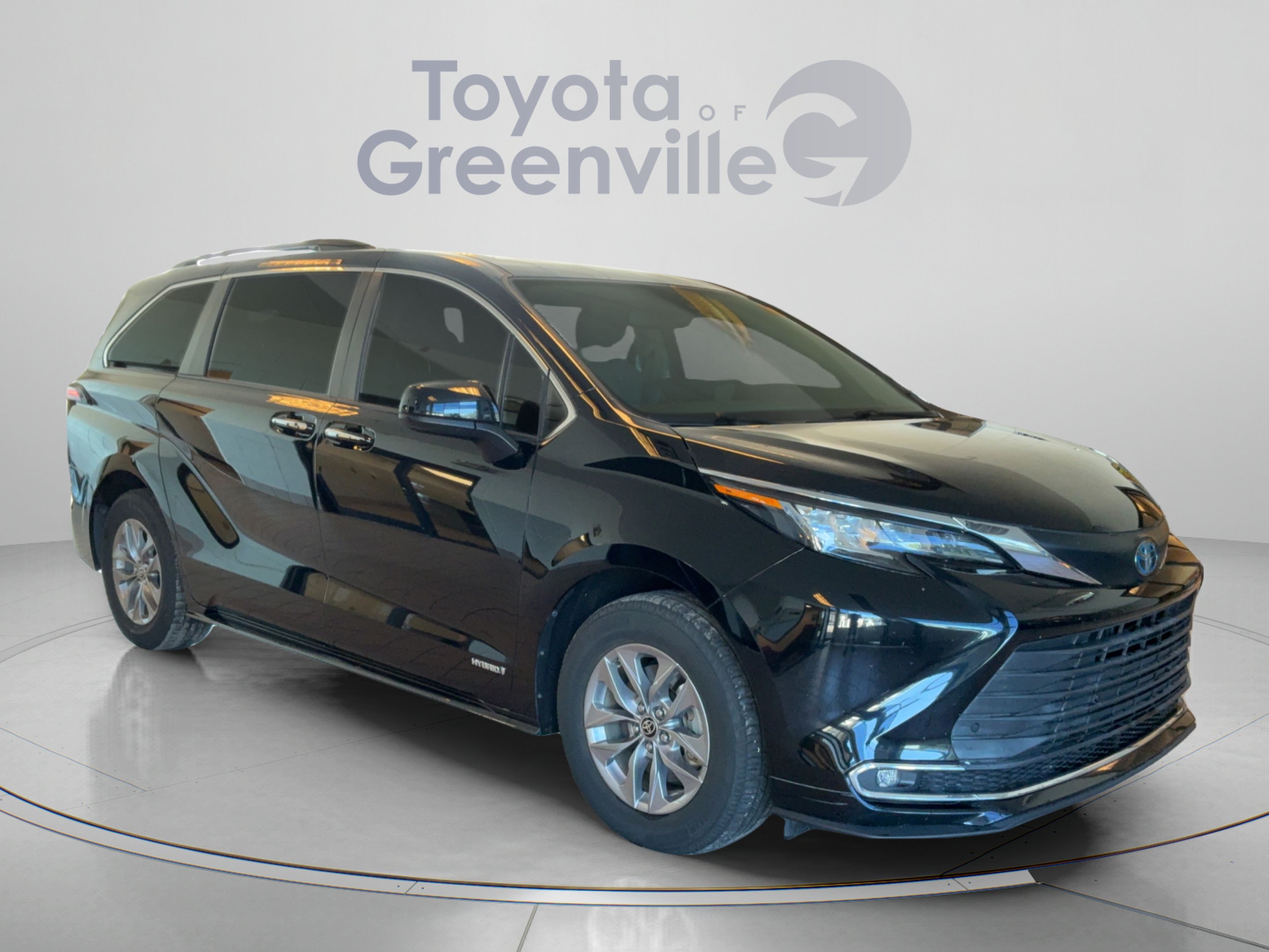 Used 2021 Toyota Sienna XLE FWD image 8